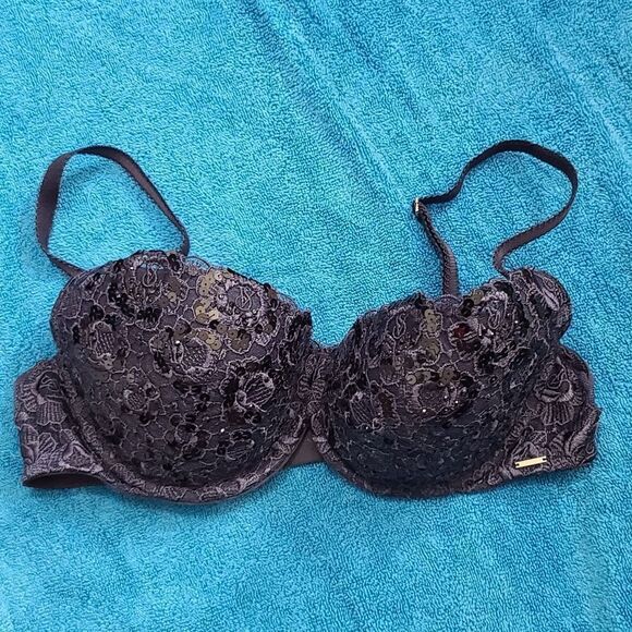 Victoria's Secret The Miracle Balconet - Picture 1 of 5